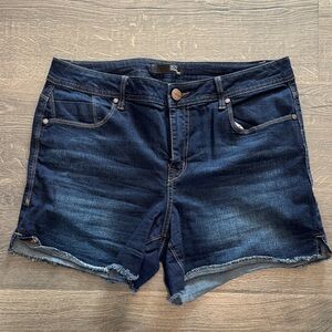1822 Denim Dark Blue Jean Shorts with Frayed Hem